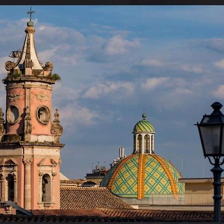 Casa Maria Al Verdi Салерно Экстерьер фото